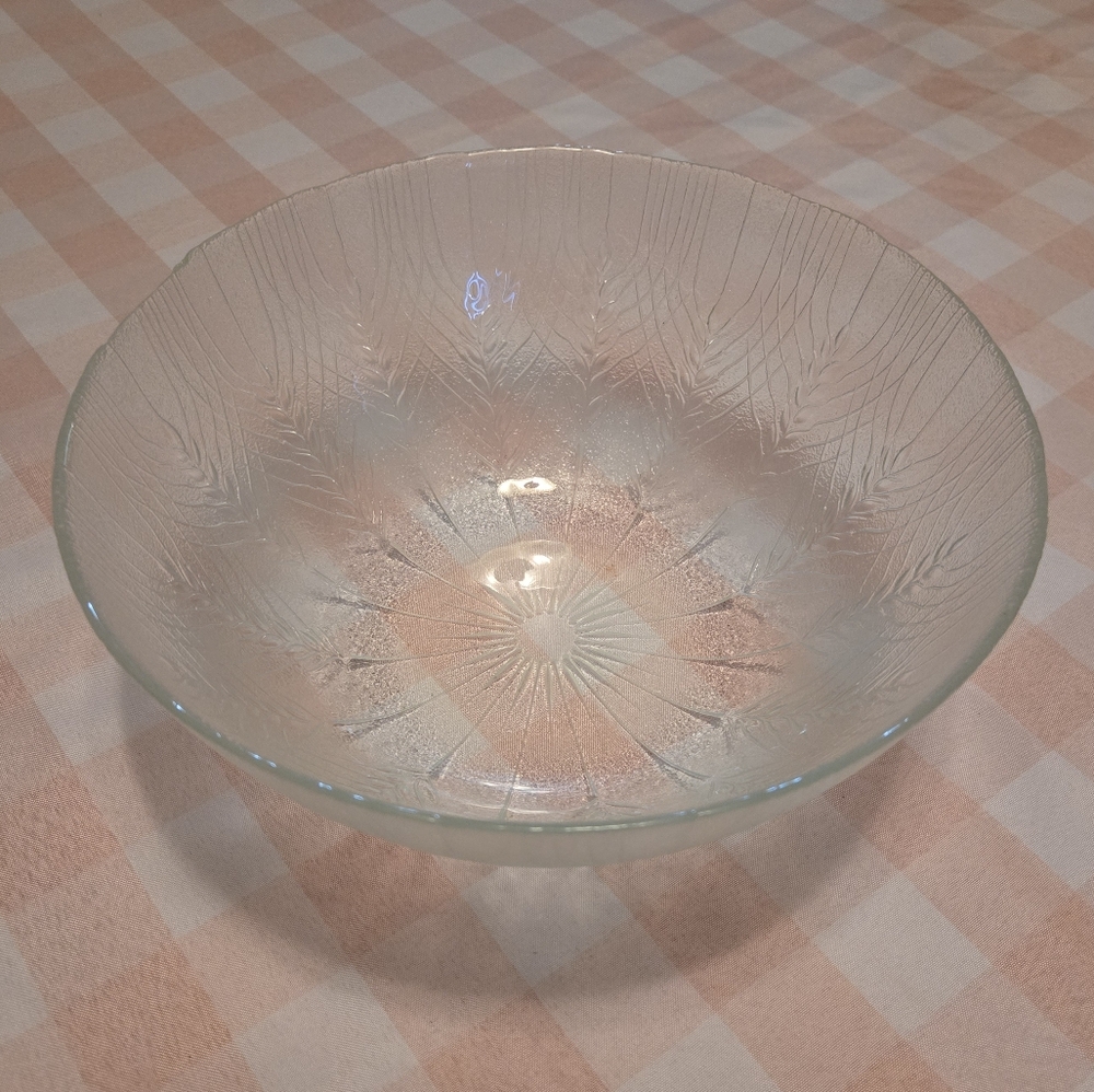 Arocoroc Country Wheat 10" Clear Glass Serving Bowl